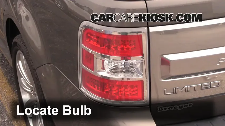 2013 Ford Flex Limited 3.5L V6 Turbo Sport Utility (4 Door) Lights